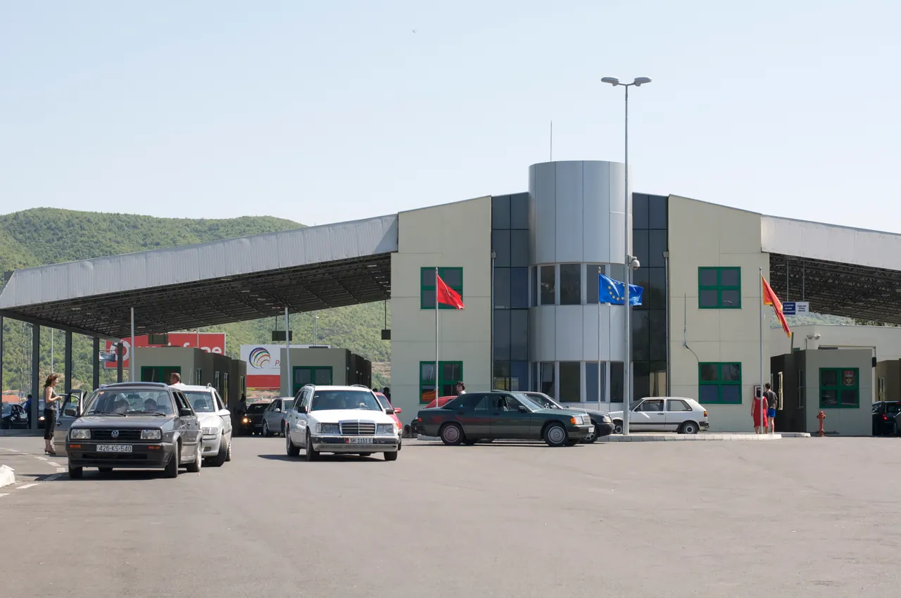 The Montenegrin border post at Muriqan, on the road from Albania into Montenegro